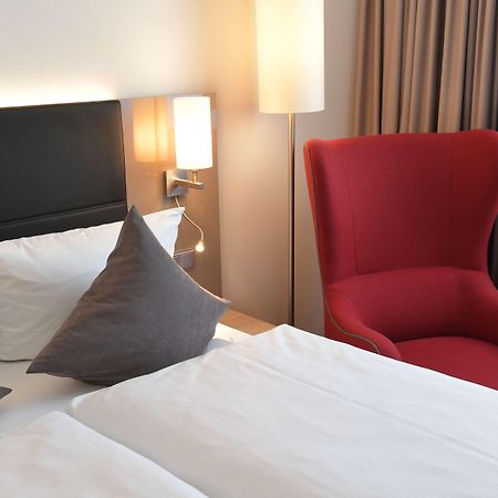 Best Western Queens Hotel Pforzheim-Niefern Extérieur photo