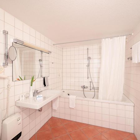 Best Western Queens Hotel Pforzheim-Niefern Extérieur photo