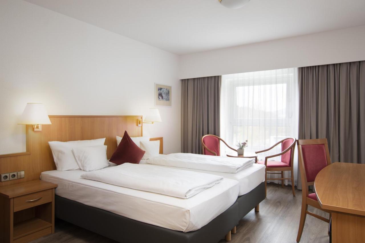 Best Western Queens Hotel Pforzheim-Niefern Extérieur photo