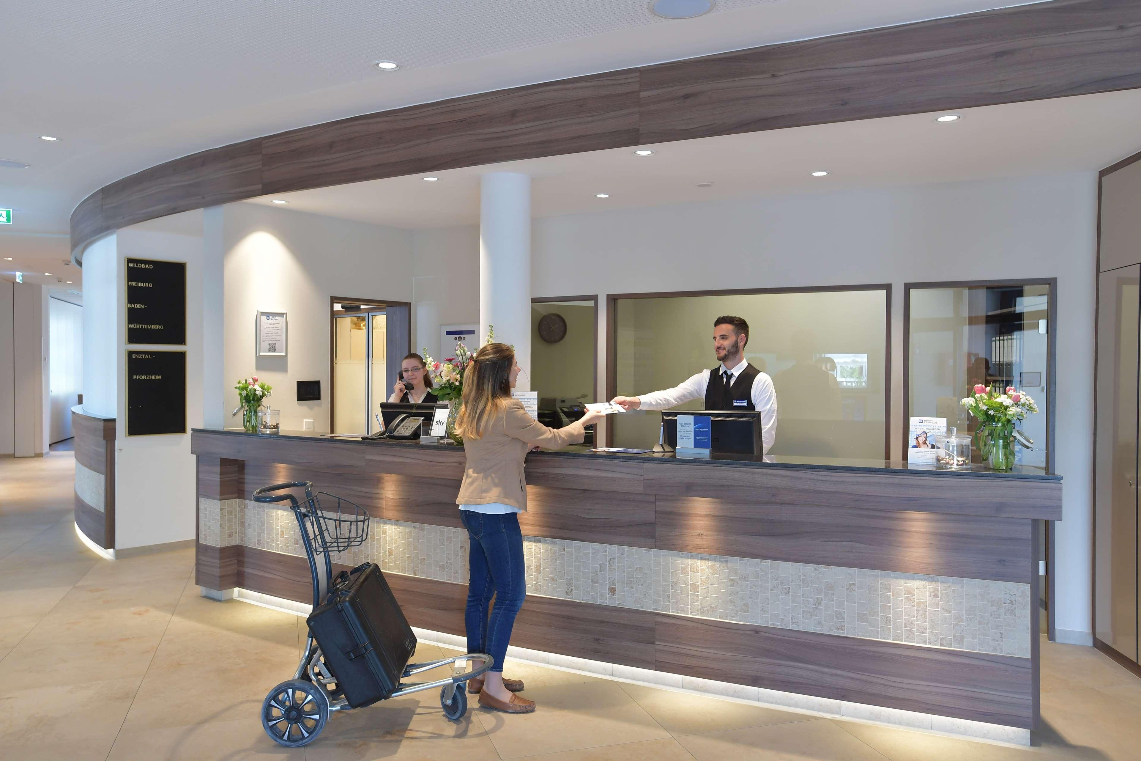 Best Western Queens Hotel Pforzheim-Niefern Extérieur photo