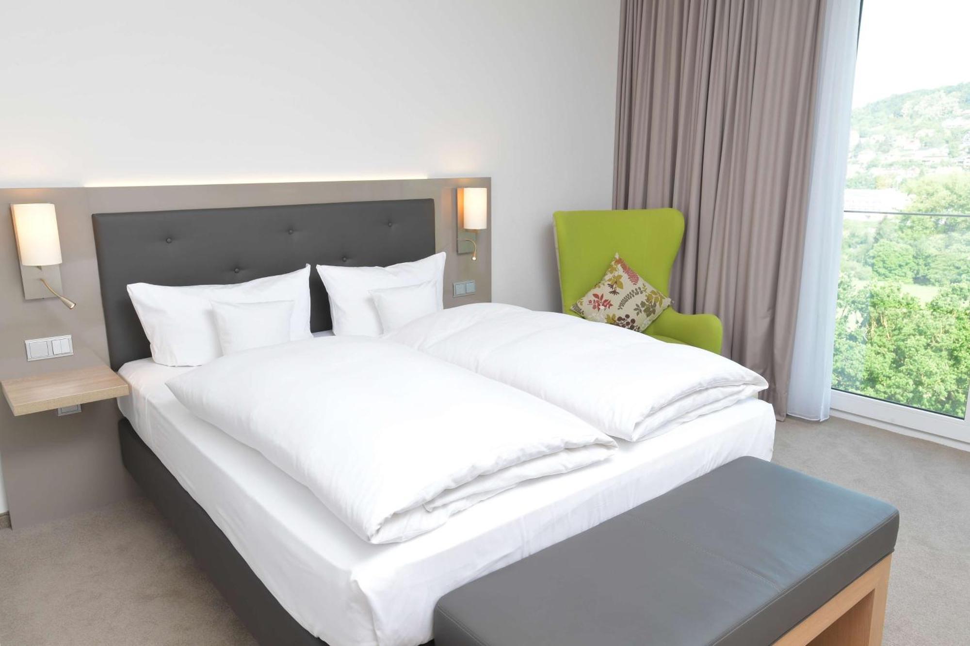 Best Western Queens Hotel Pforzheim-Niefern Extérieur photo