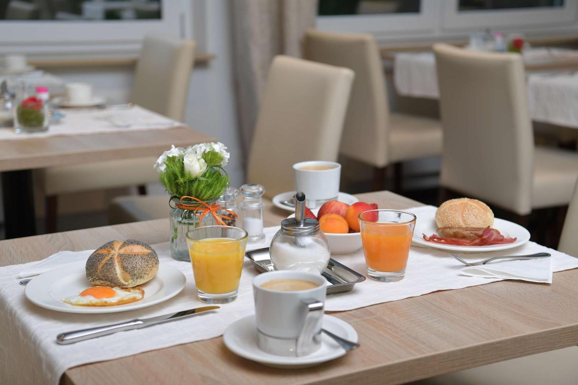 Best Western Queens Hotel Pforzheim-Niefern Extérieur photo